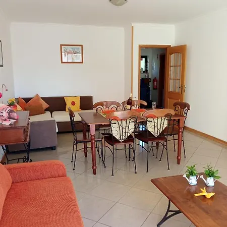 Cozy In Santa Eulalia Beach Appartement